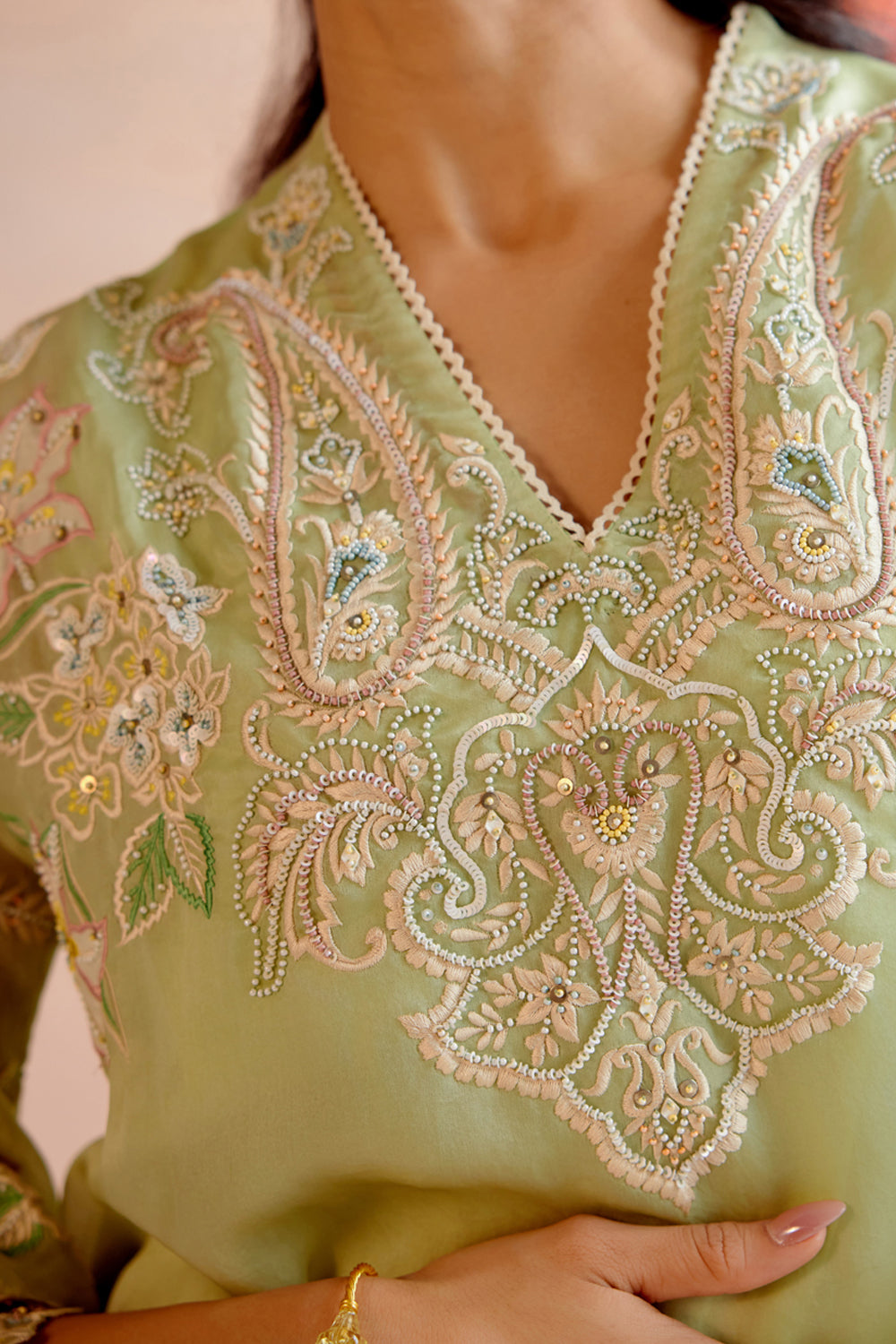 Mint Green Contrast Paisely Embroidered Tunic Set