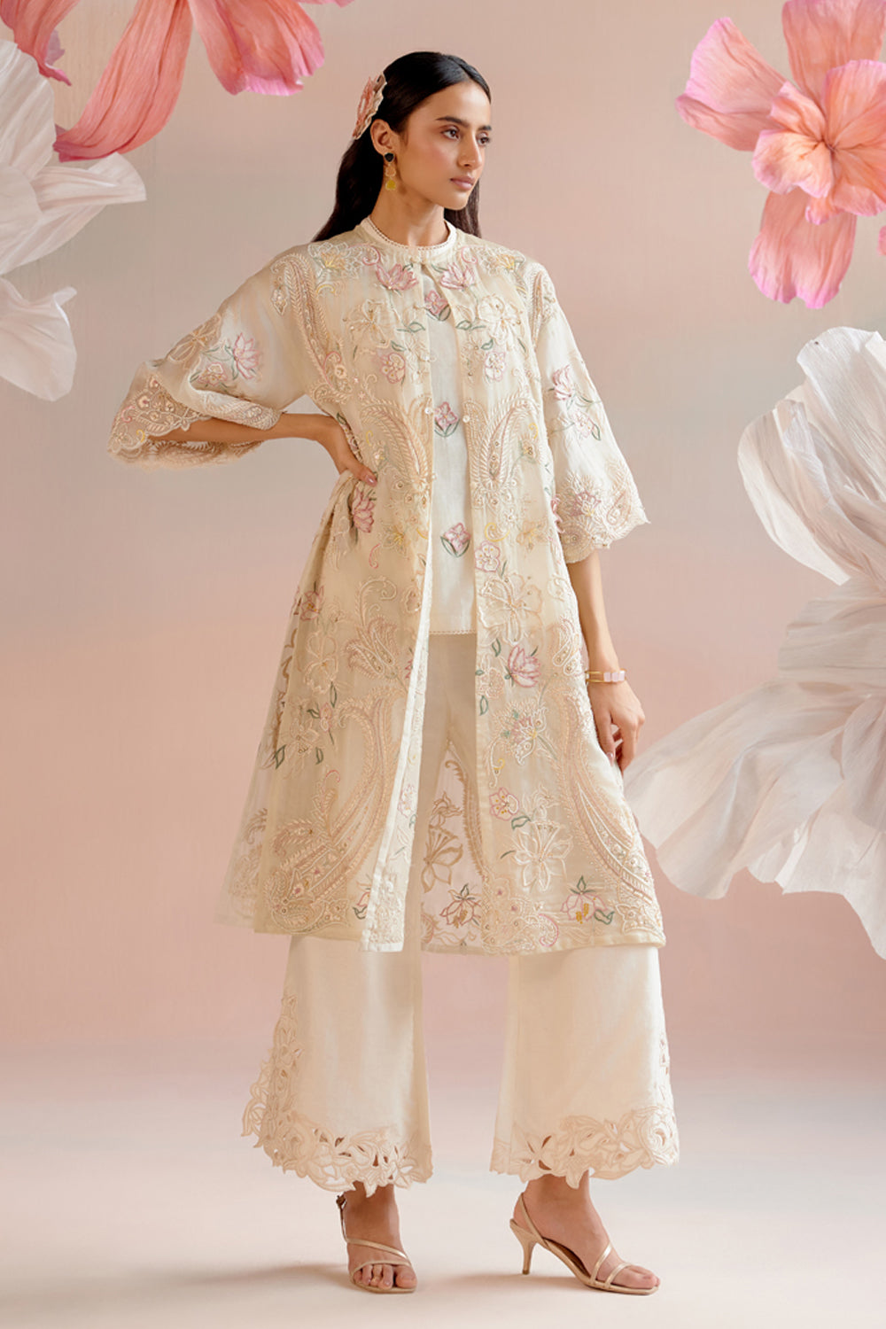 Ivory 3d Floral Applique Tunic