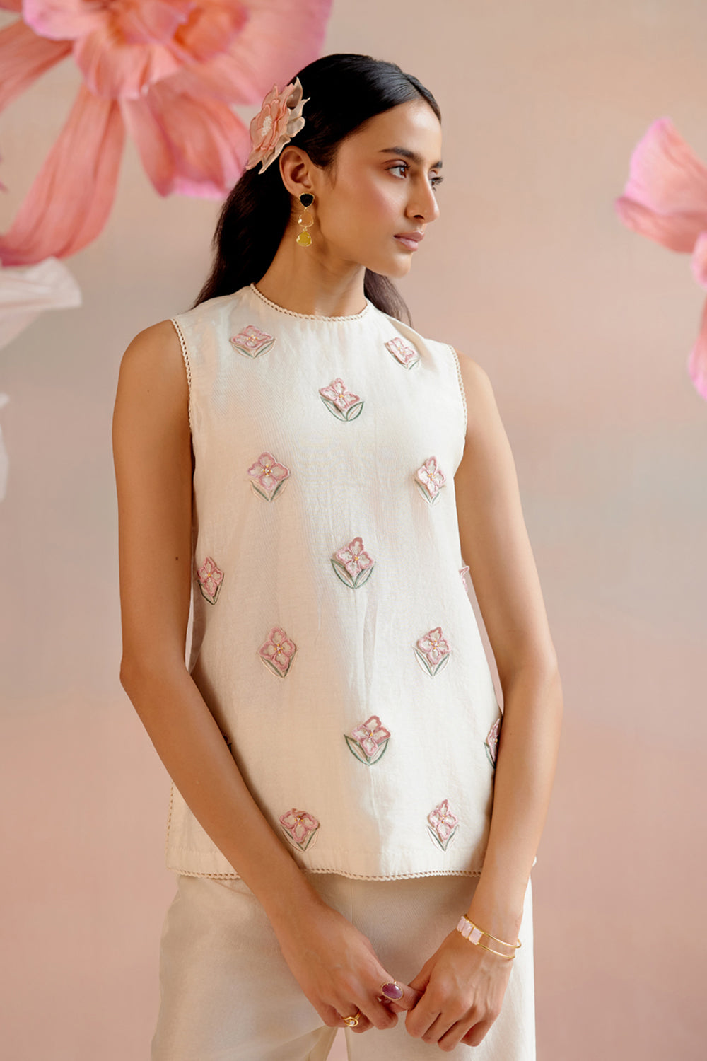 Ivory 3d Floral Applique Tunic