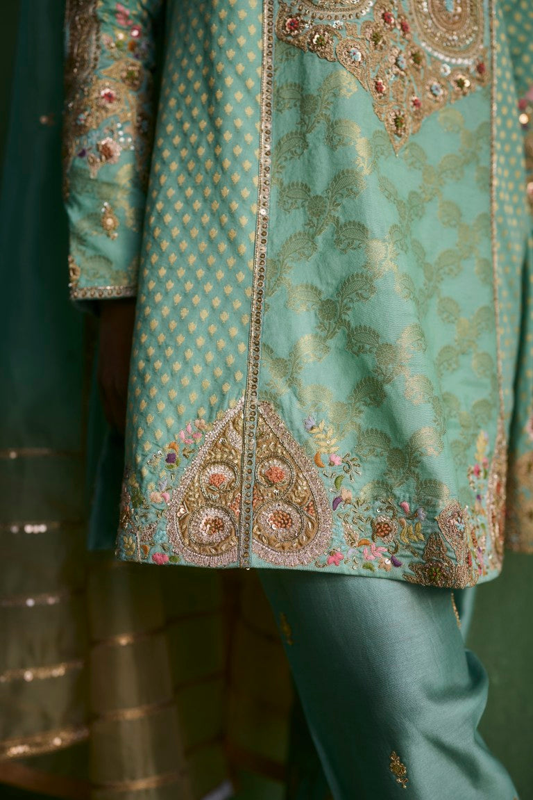 Mixed Brocade Phiran Paisley Phiran Kurta With Salwar And Organza Dupatta