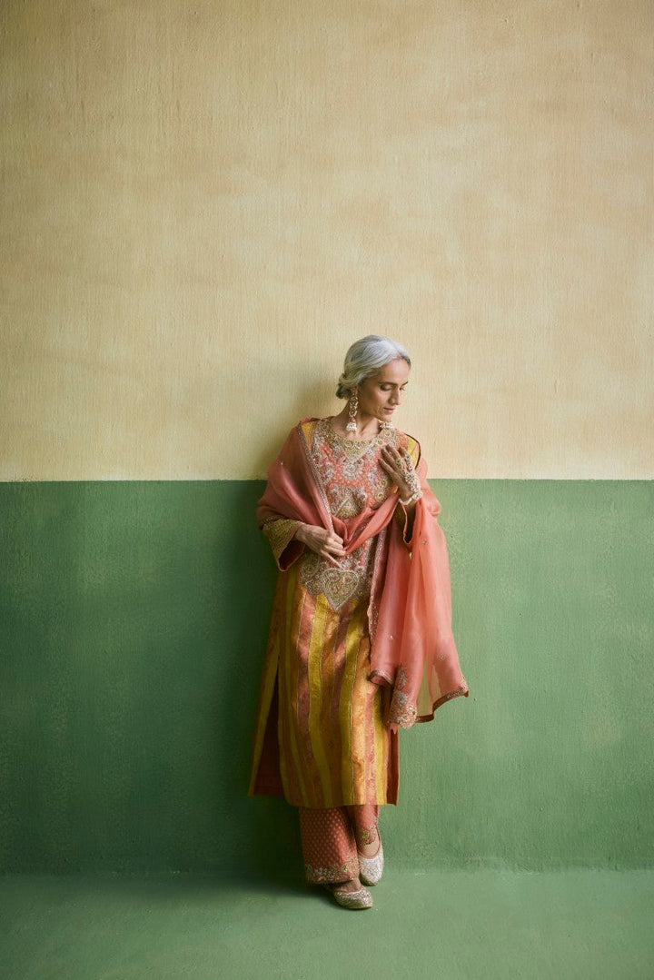 Stripe Brocade Straight Kurta With Salwar And Organza Dupatta
