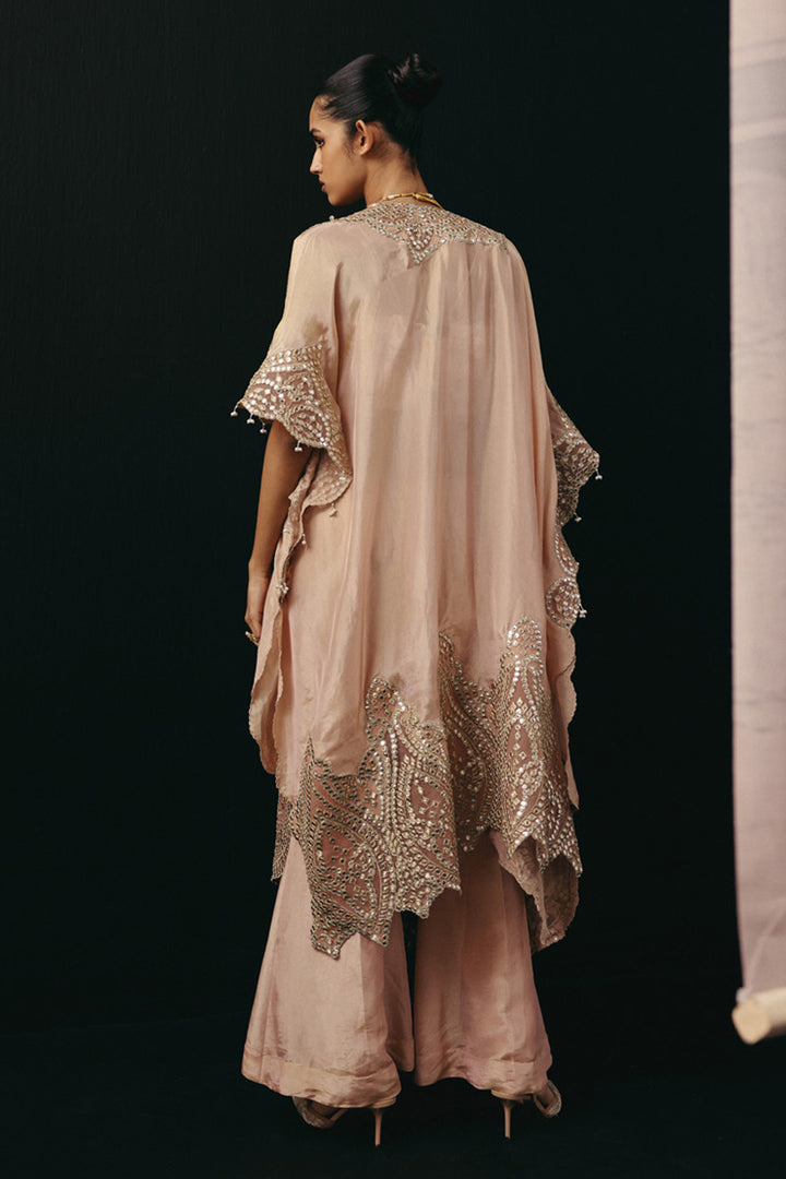 BLUSH CAPE