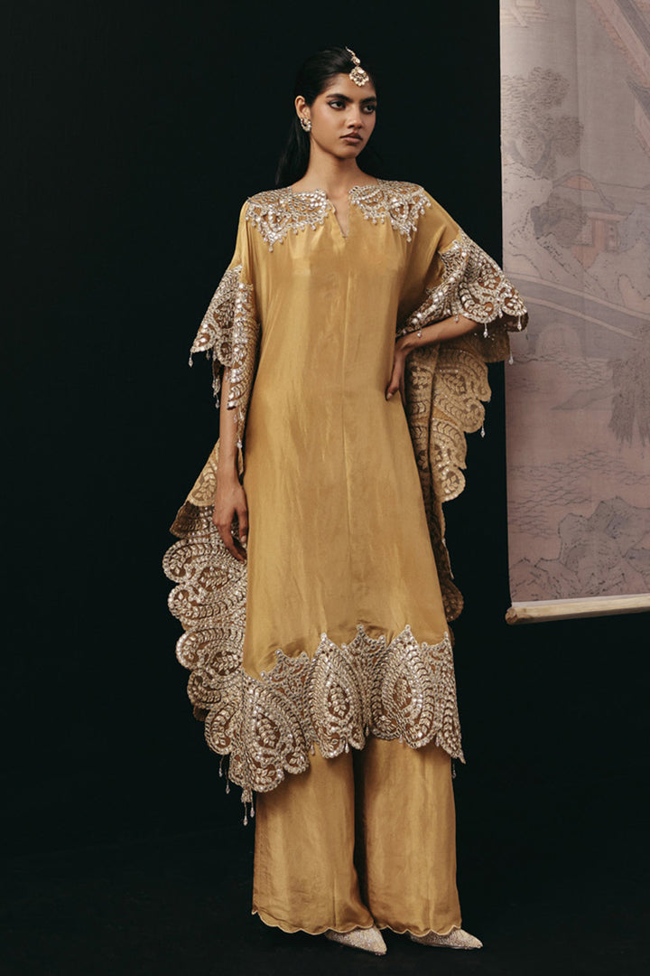 DEEP GOLD PALAZZOS