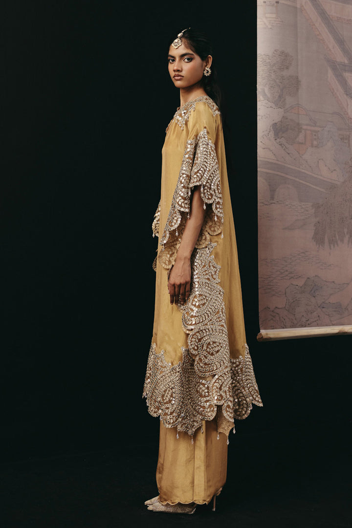 DEEP GOLD PALAZZOS