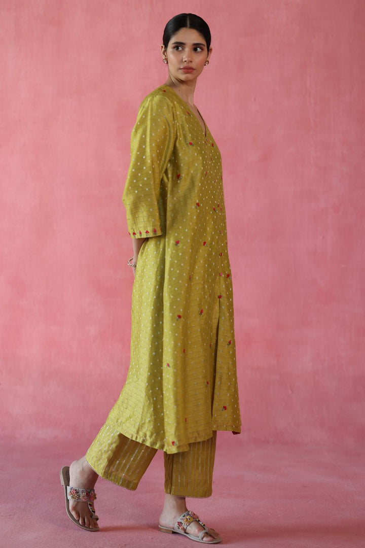 Zaafran Kurta Set