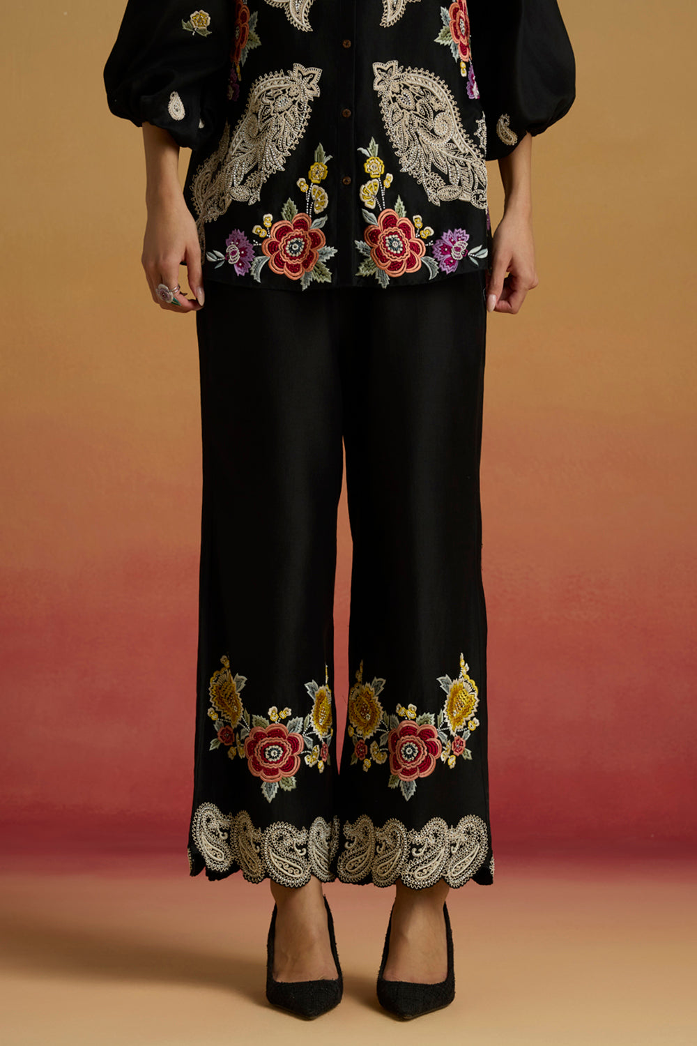 Black Contrast Paisley Pants
