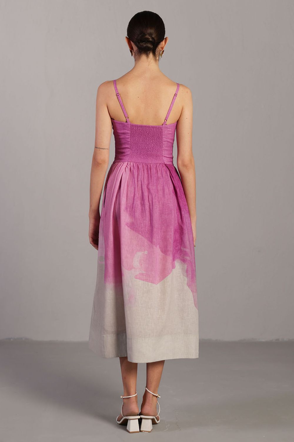 Diffuse beetroot & light grey dress