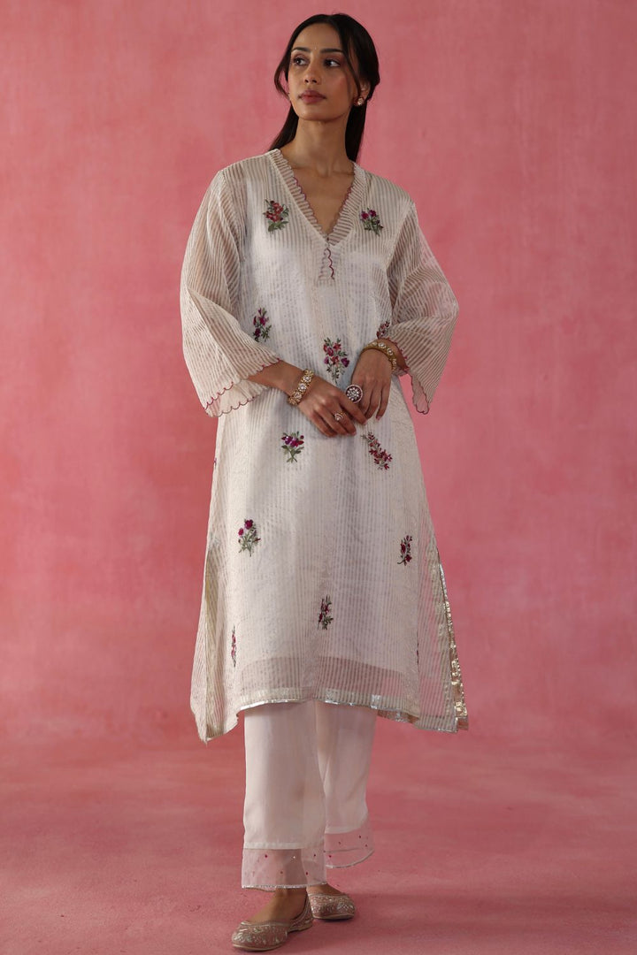 Shakkar Kurta Set
