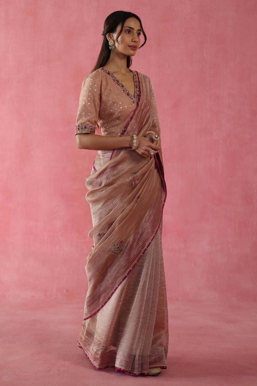 Anjeer Saree