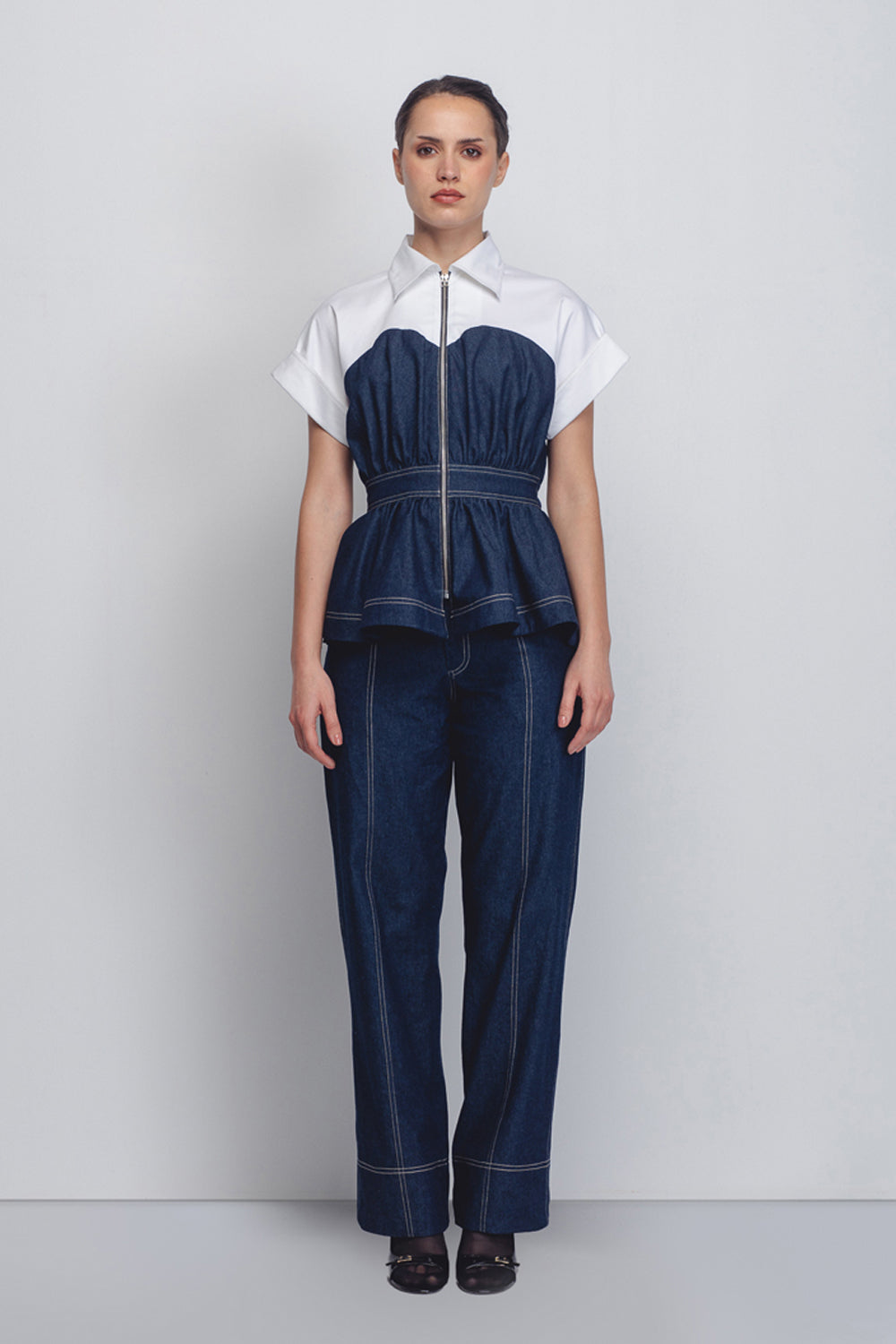 Cup Jeans
