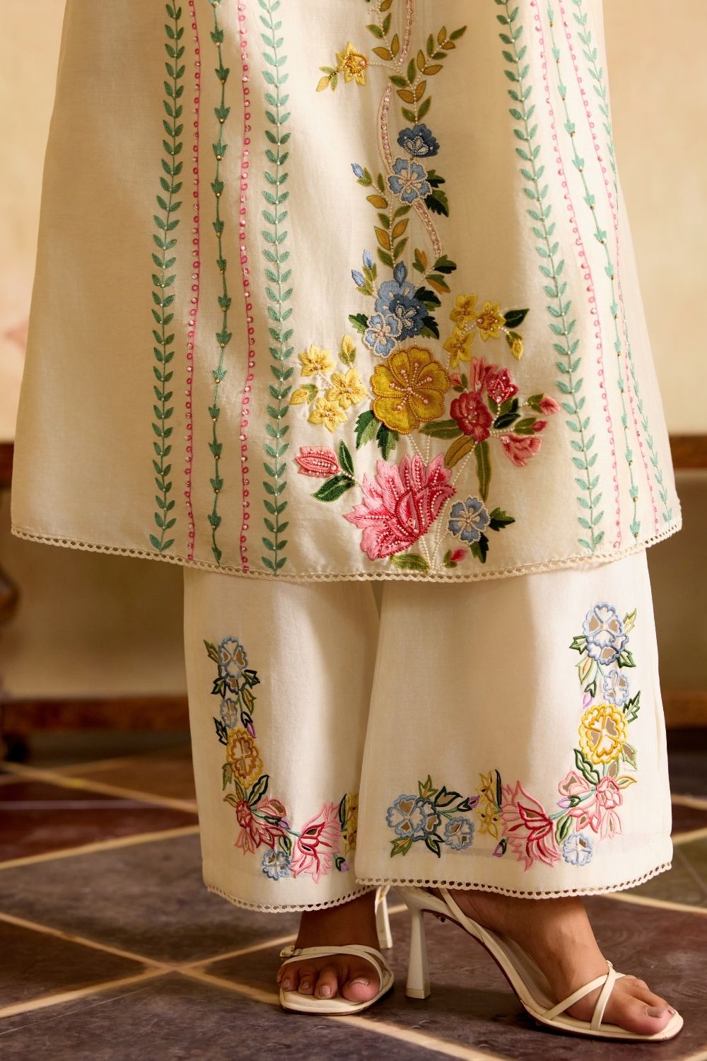 Ivory florals & stripes yoke detail kurta with cutwork pants