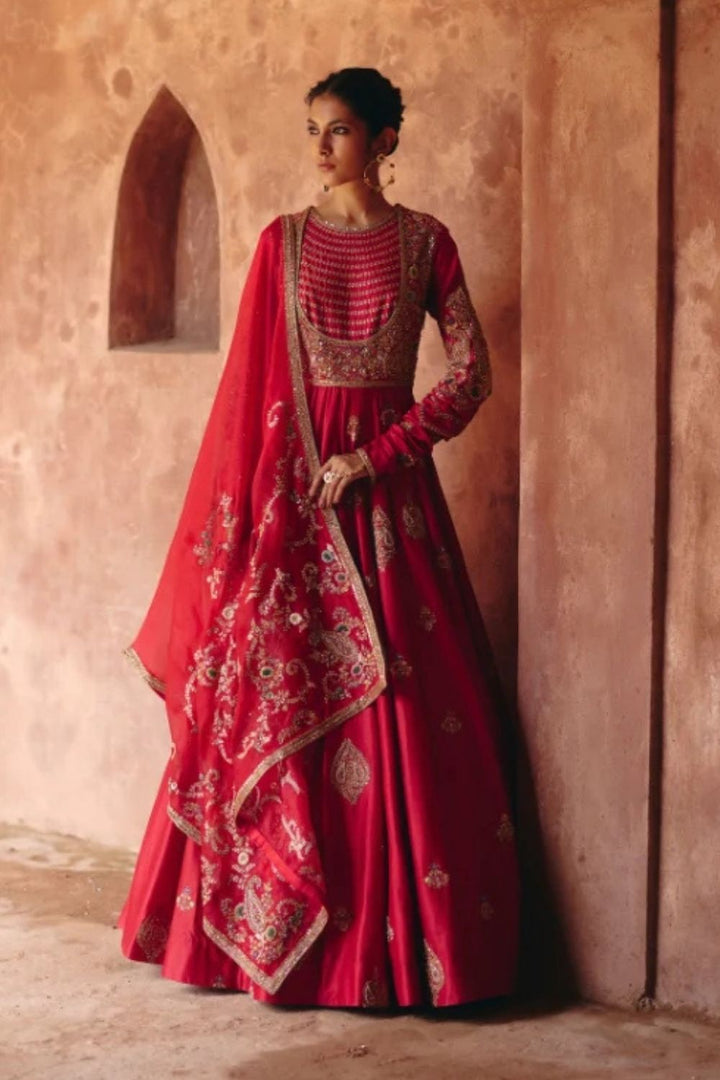 Gulrez 24 Kali Booti Kalidar With Organza Dupatta