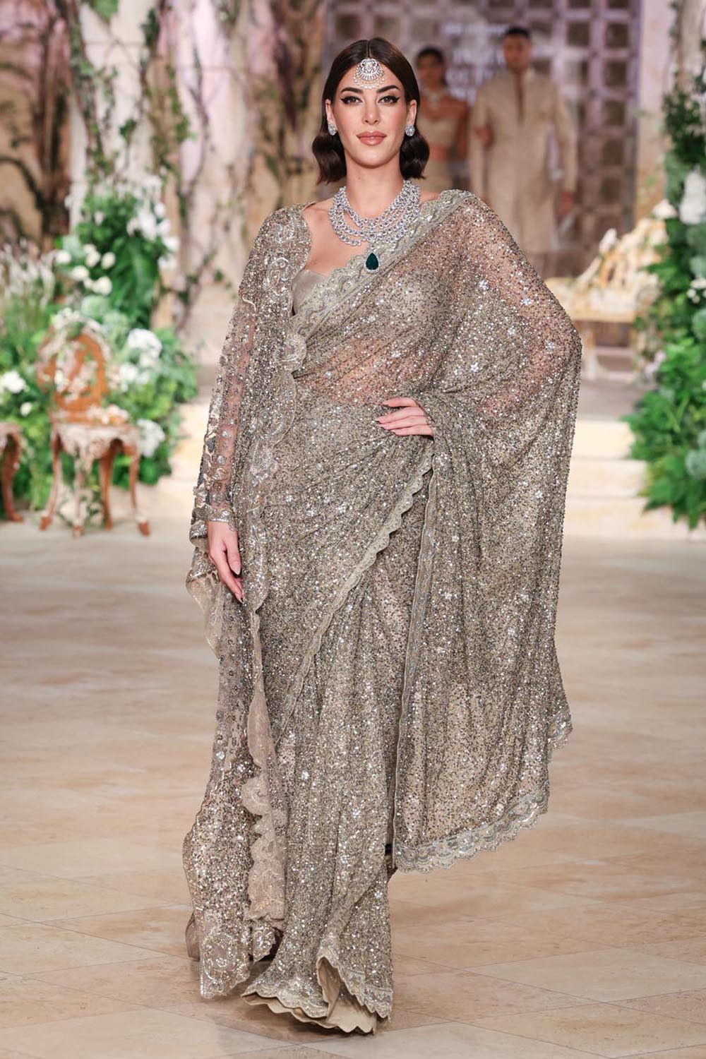 Olivia Saree