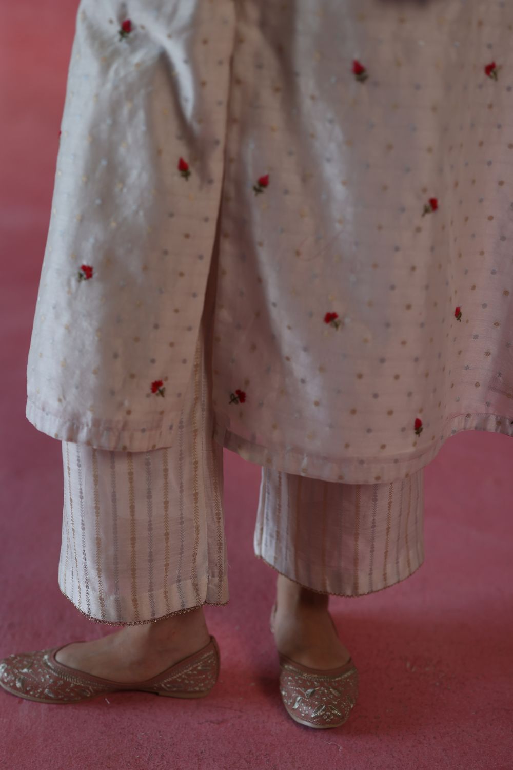 Zaafran Kurta Set