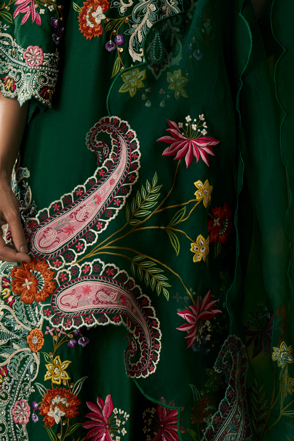Emerald Green Paisley Dupatta