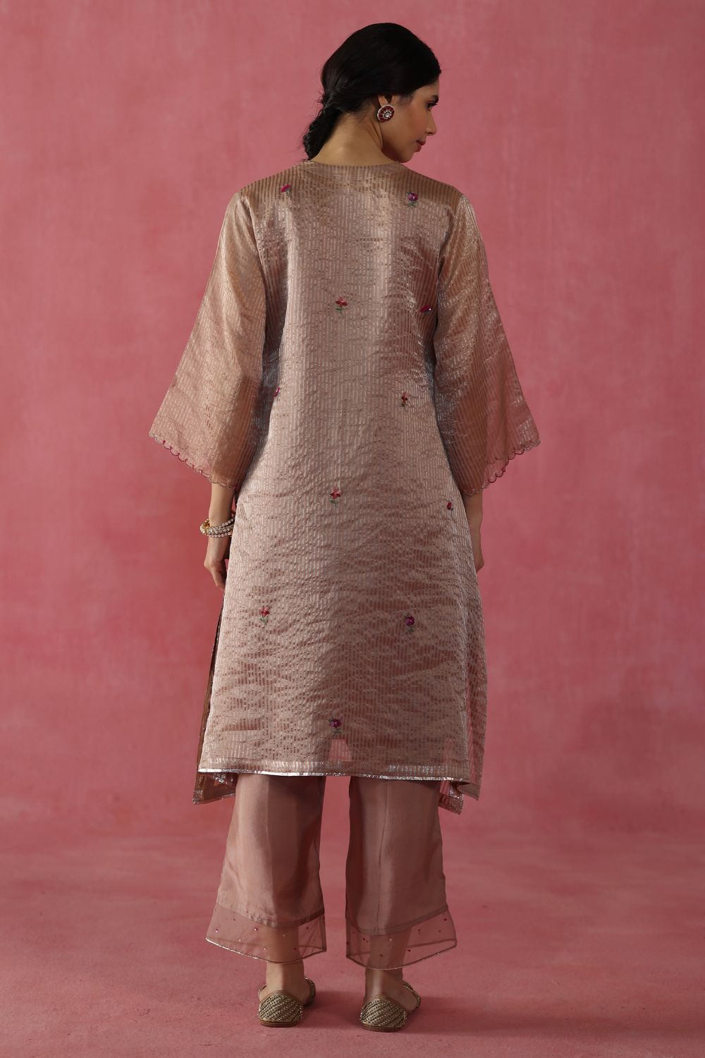 Shakkar Kurta Set