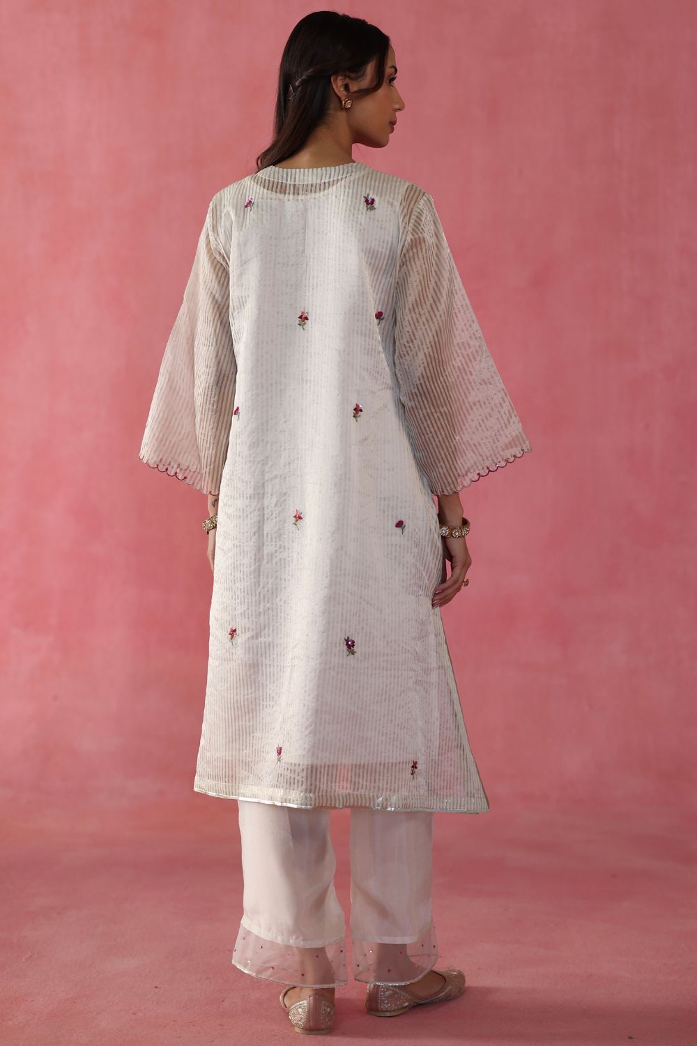 Shakkar Kurta Set