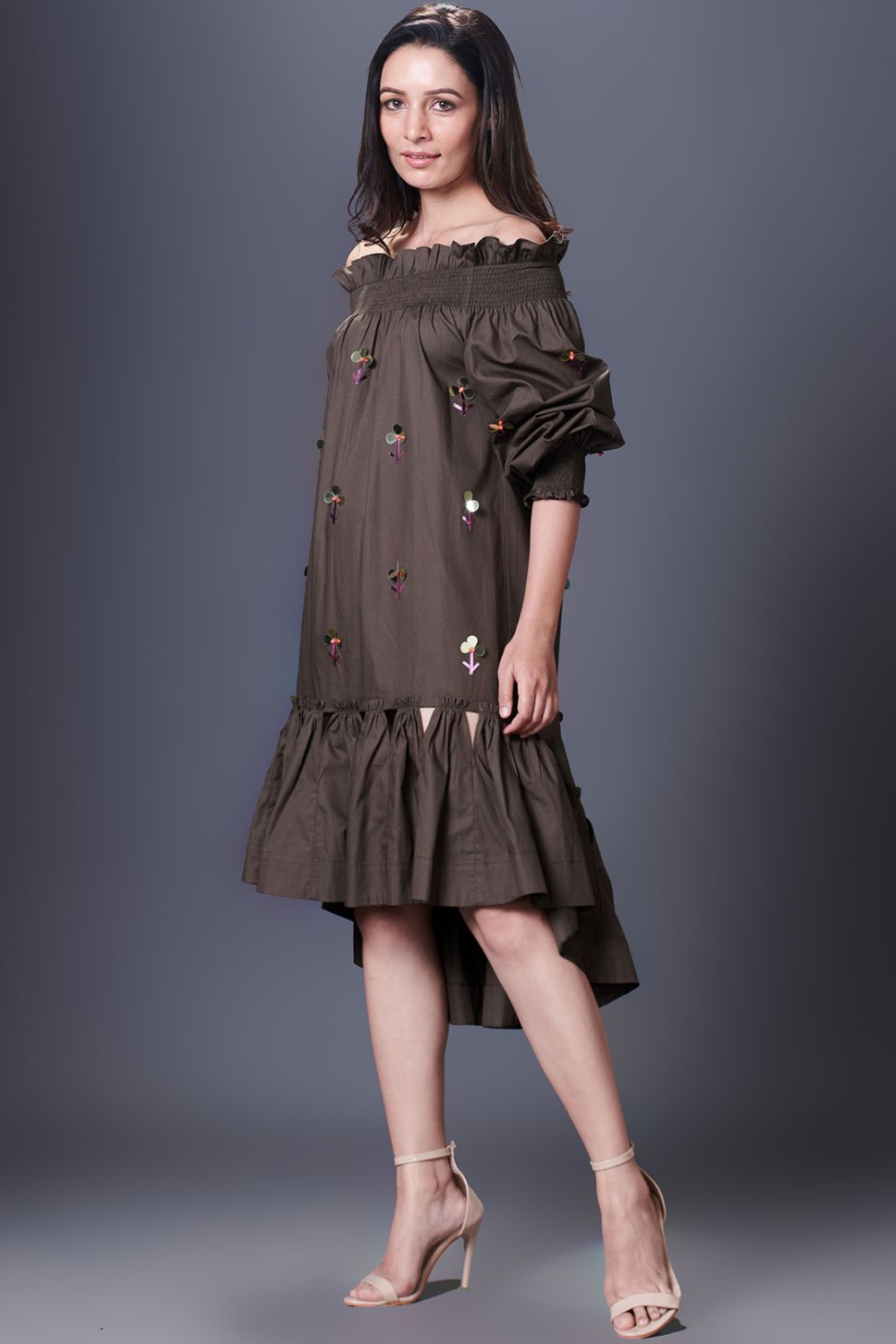 DRESS