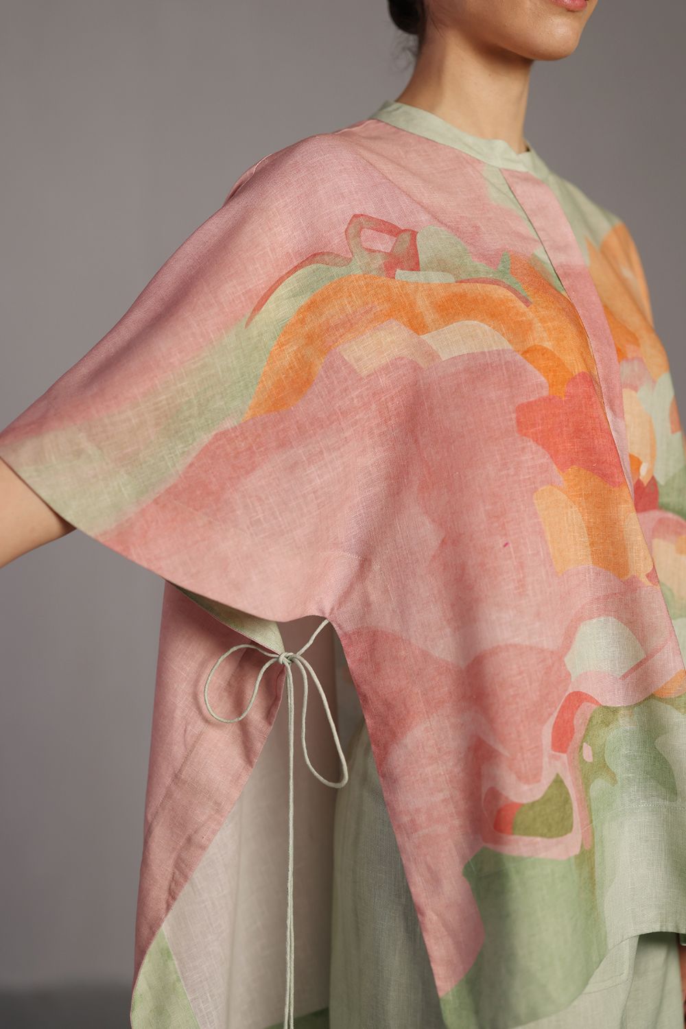 Diffuse soft pink & green shorts set