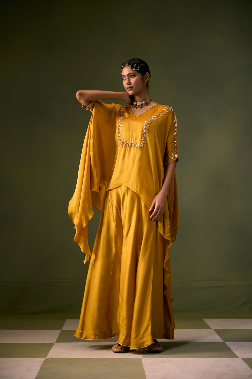 Cove Antifit Asymmetric Top with Flared Pants