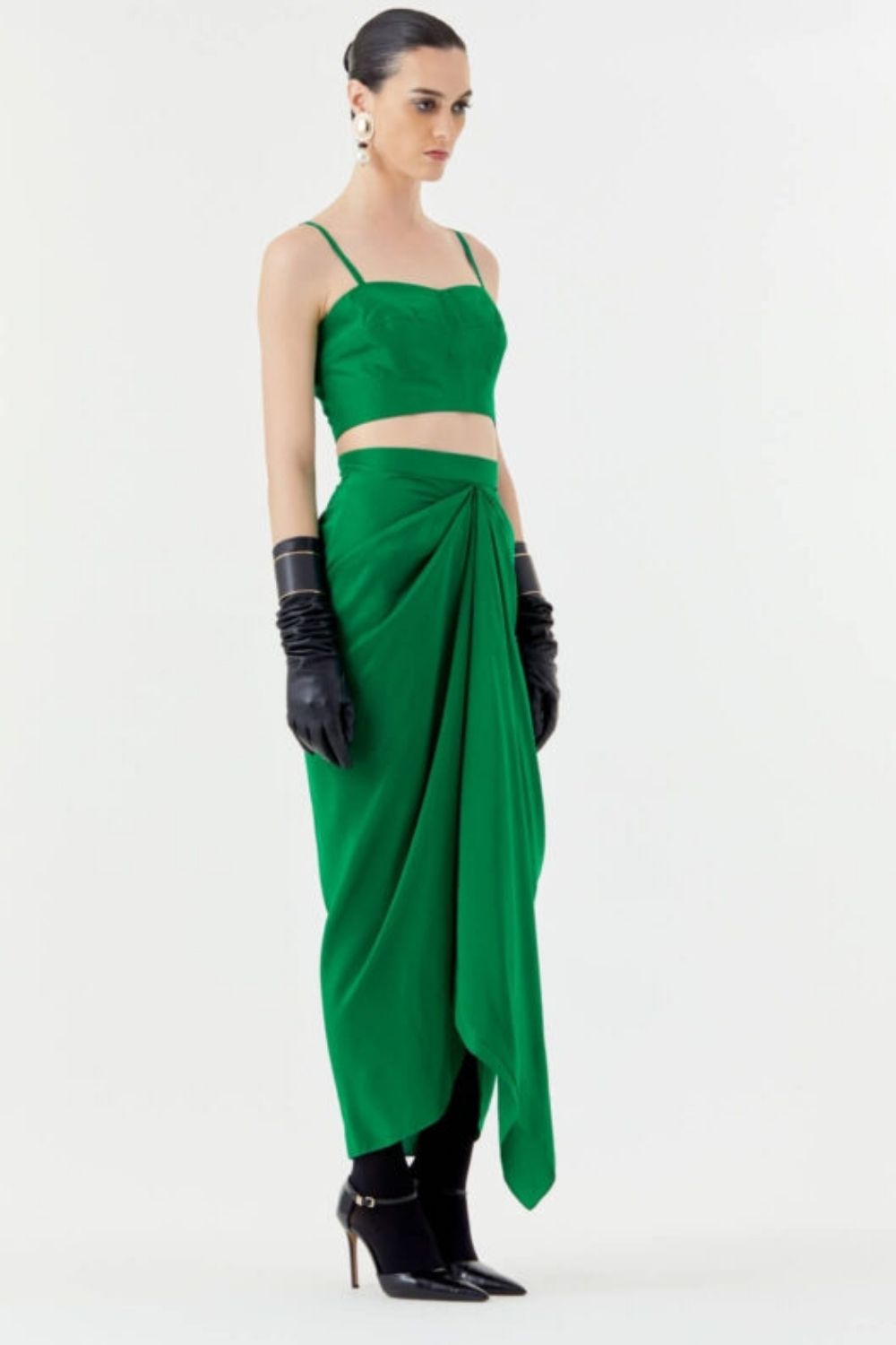 Norma Cape with Black bonbon,Bustier & Mocha skirt