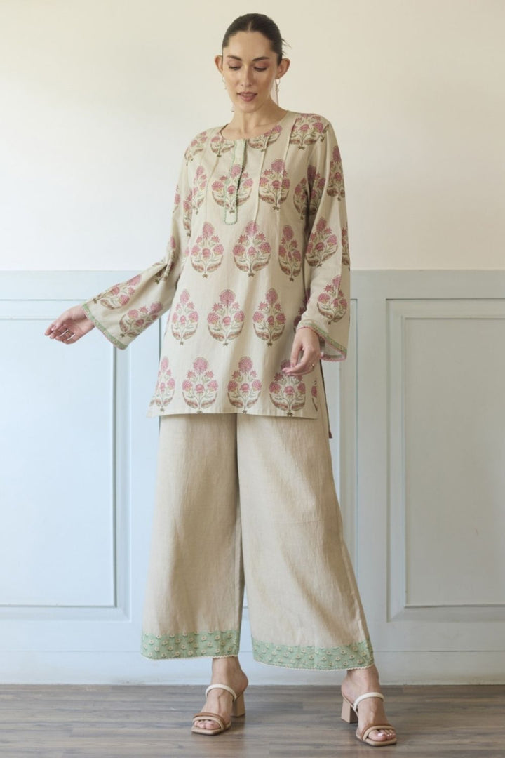 Grey & Green Short Kurta With Pants Set