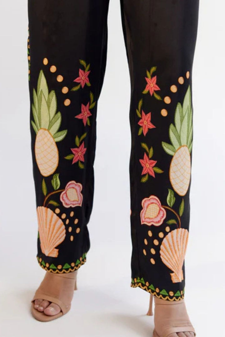 Ilia Pants - Seashell (Black)