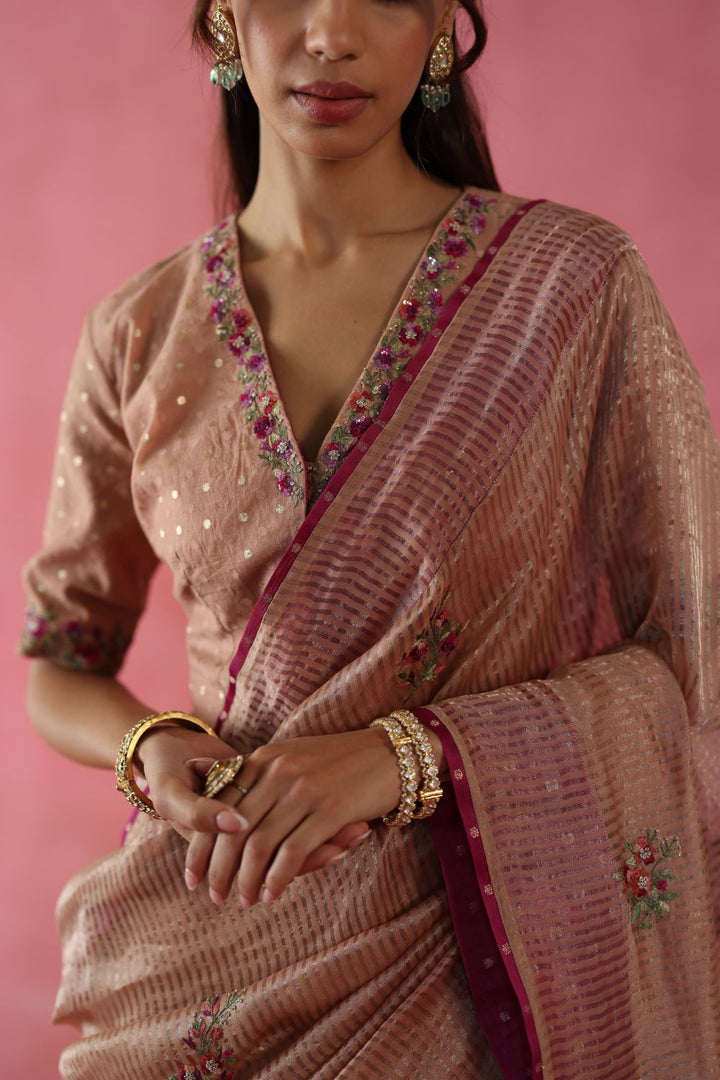 Anjeer Saree