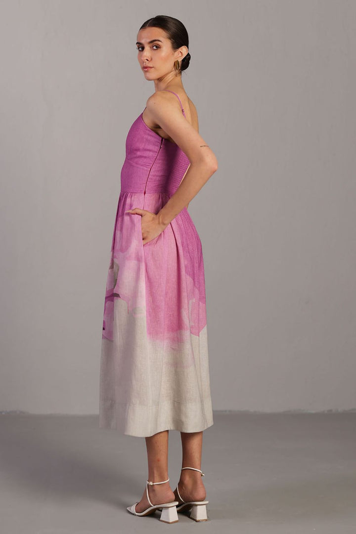 Diffuse beetroot & light grey dress