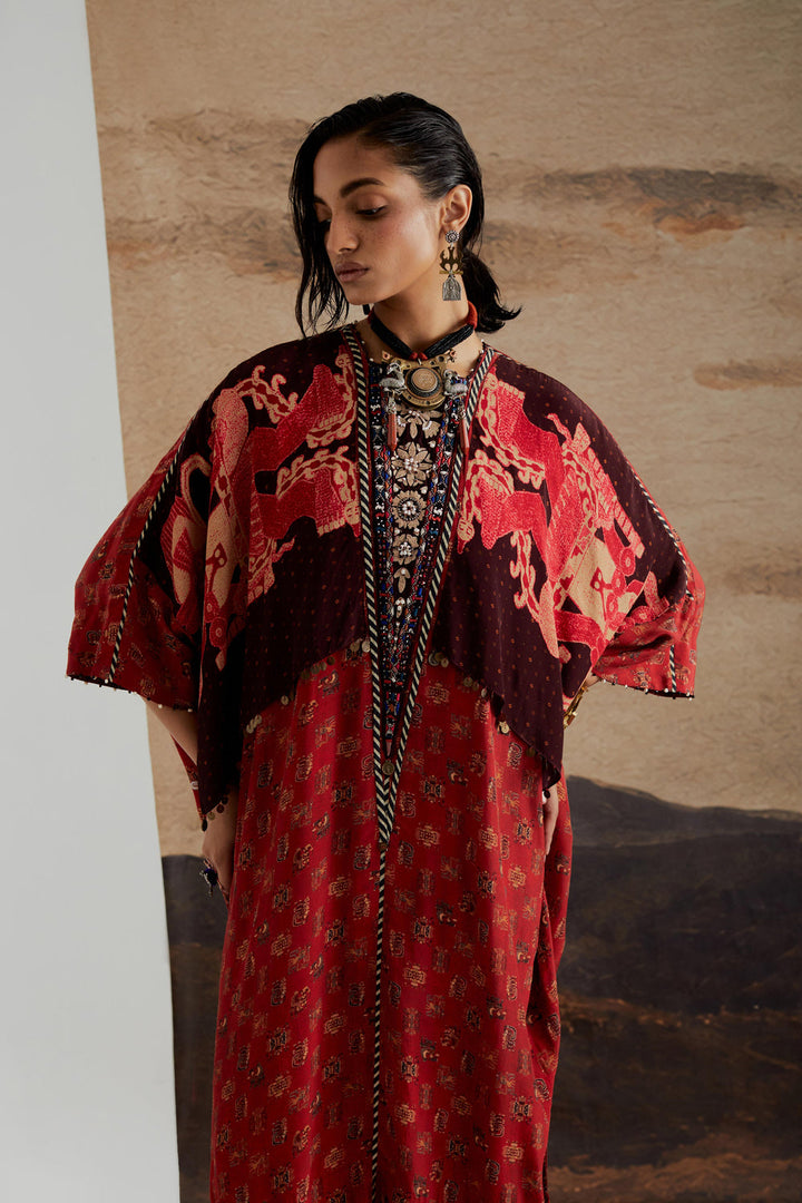 Miraat Tunic