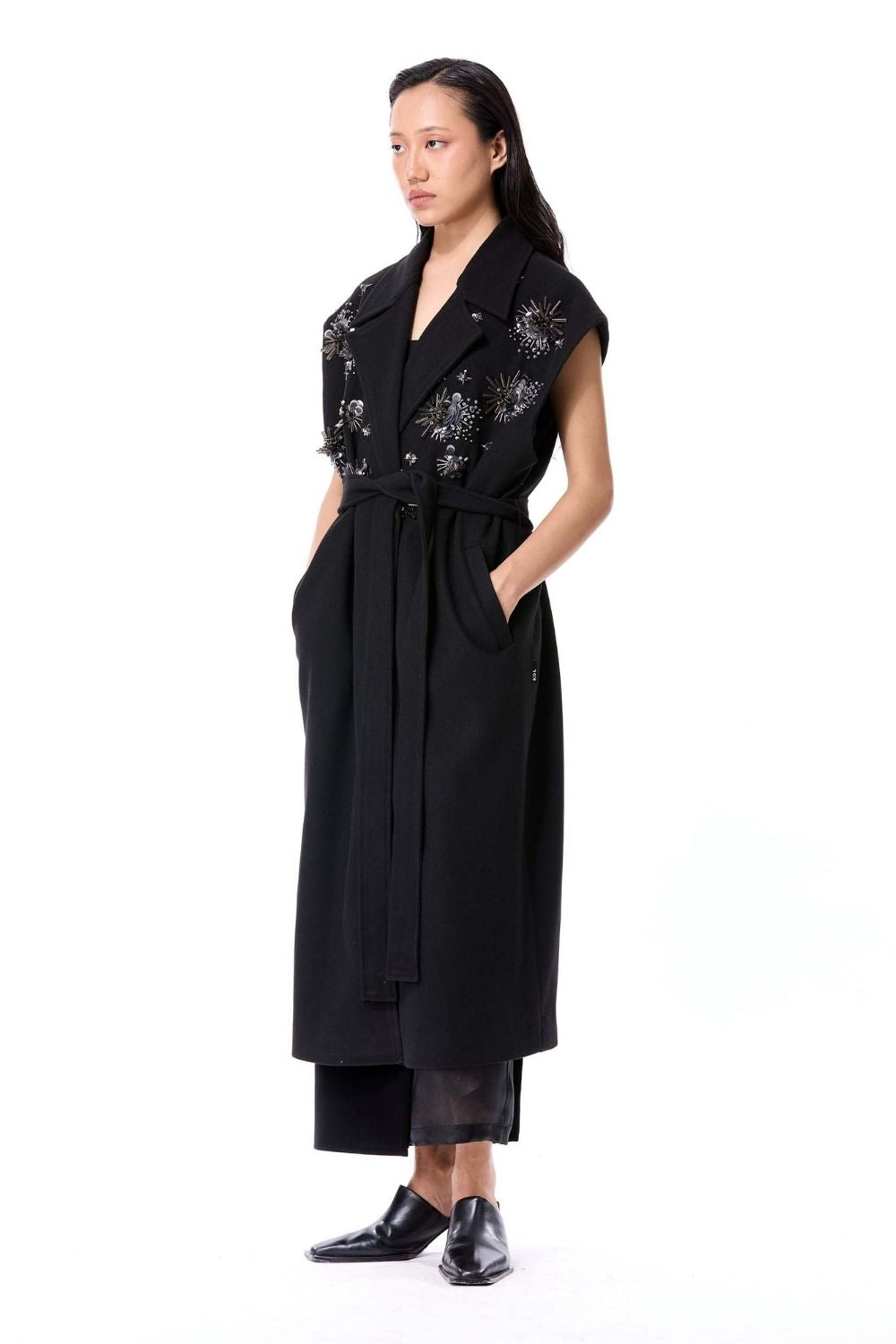 Frost Bud Sleeveless Coat