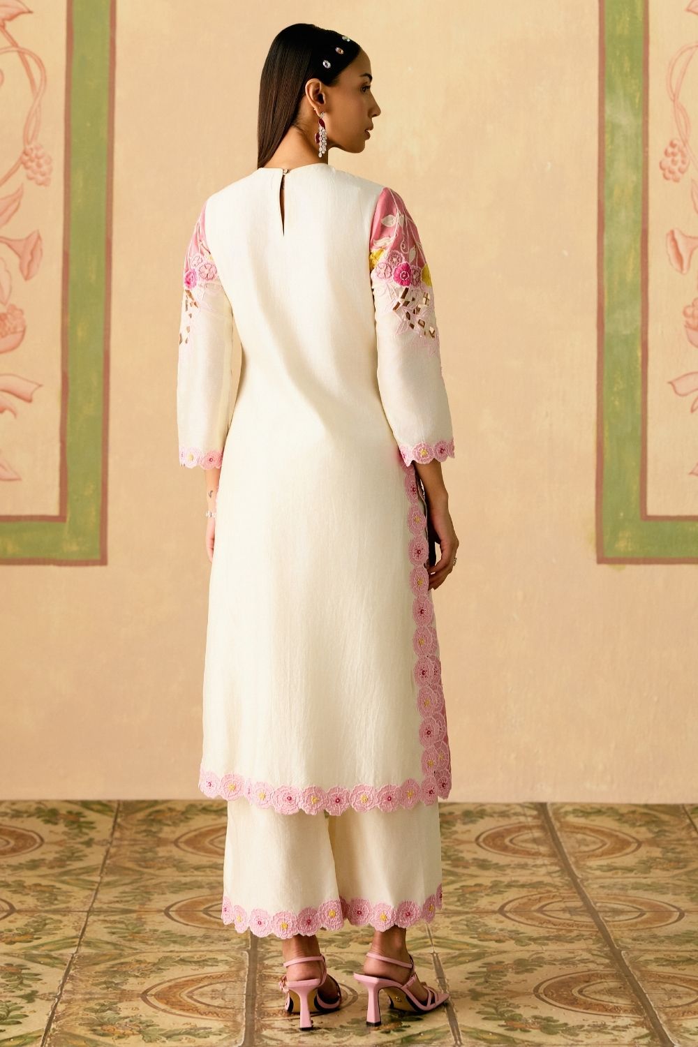 Ivory and Pink color block applique kurta with pants