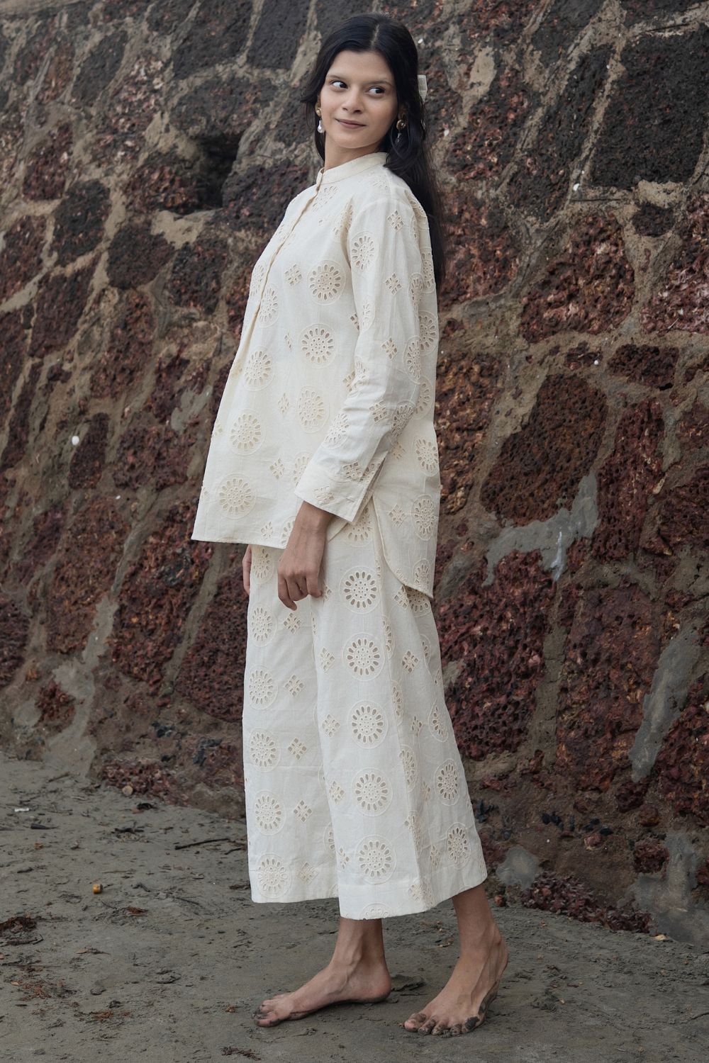 Tori Embroidered set