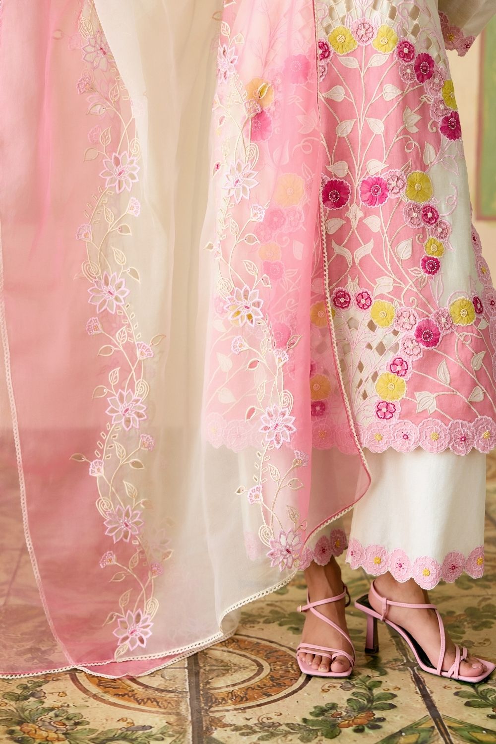 Ivory and pink color block dupatta