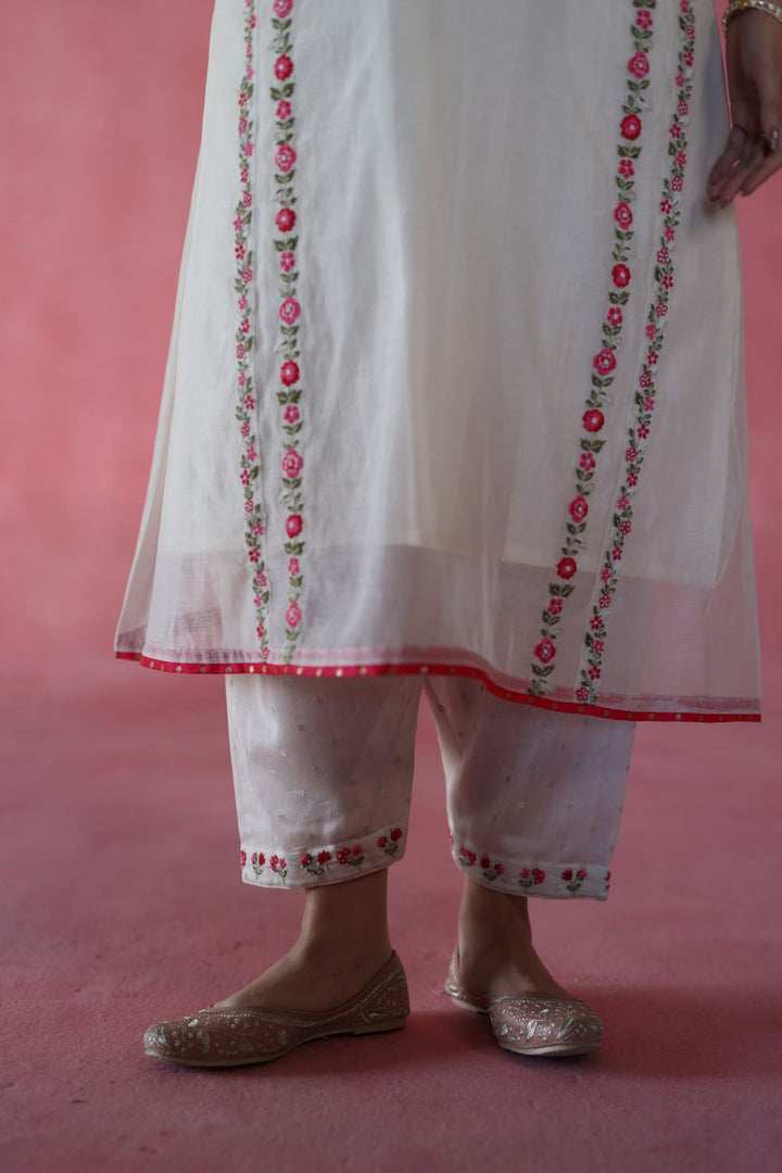 Kulfi Kurta Set