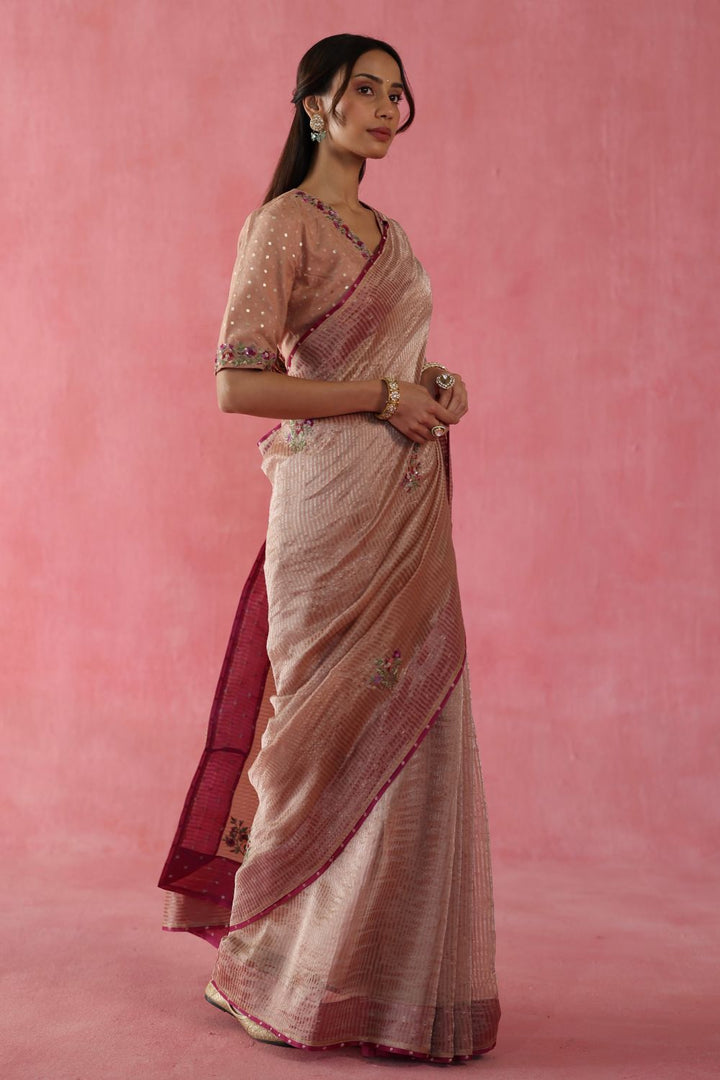 Anjeer Saree