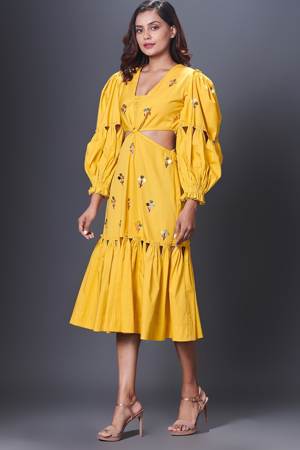 DRESS