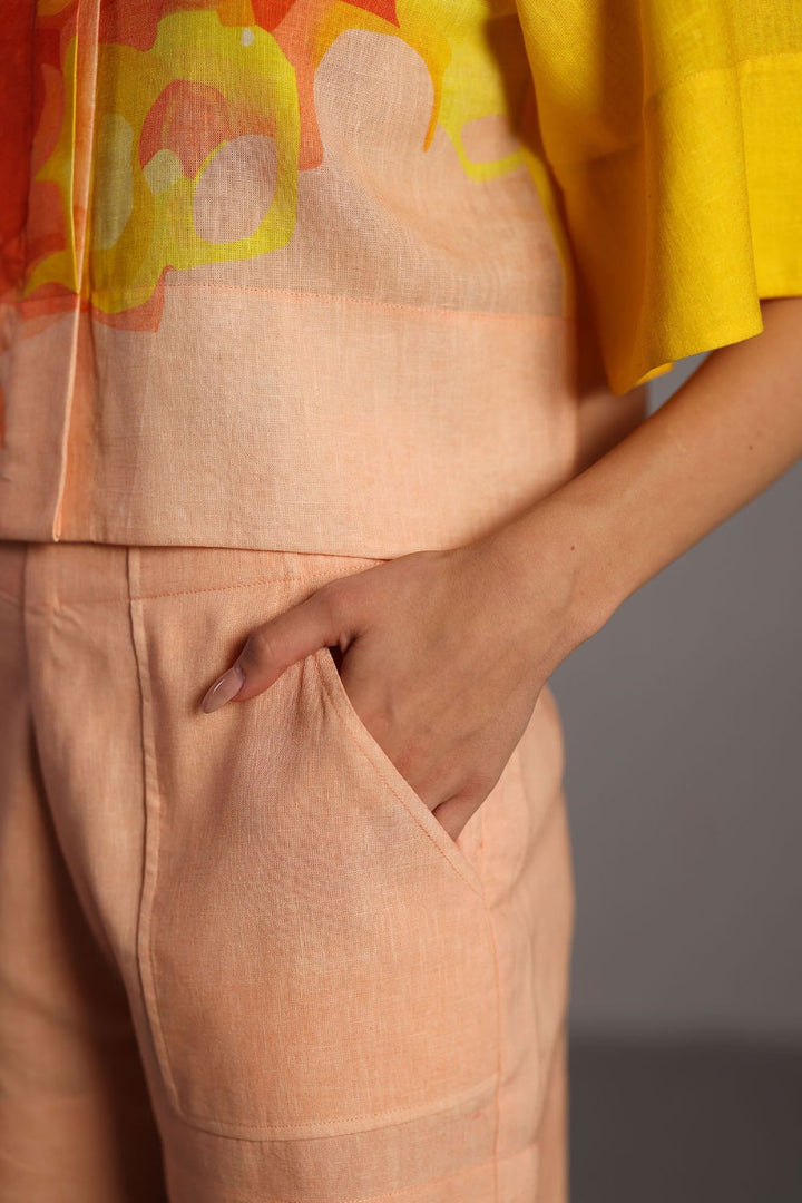 Diffuse bright orange & yellow shorts set
