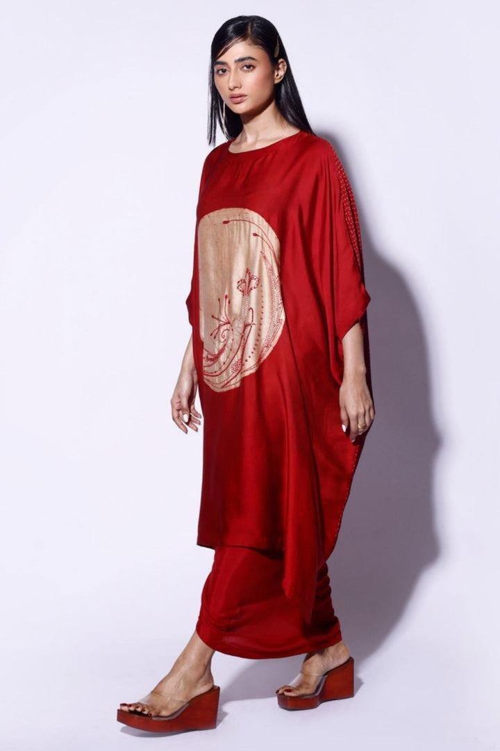 Red Circle Embroidered Kaftan