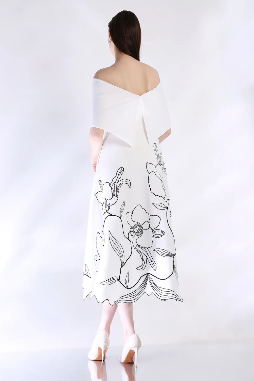 Vero dress with Classic & Embroidered Wrap