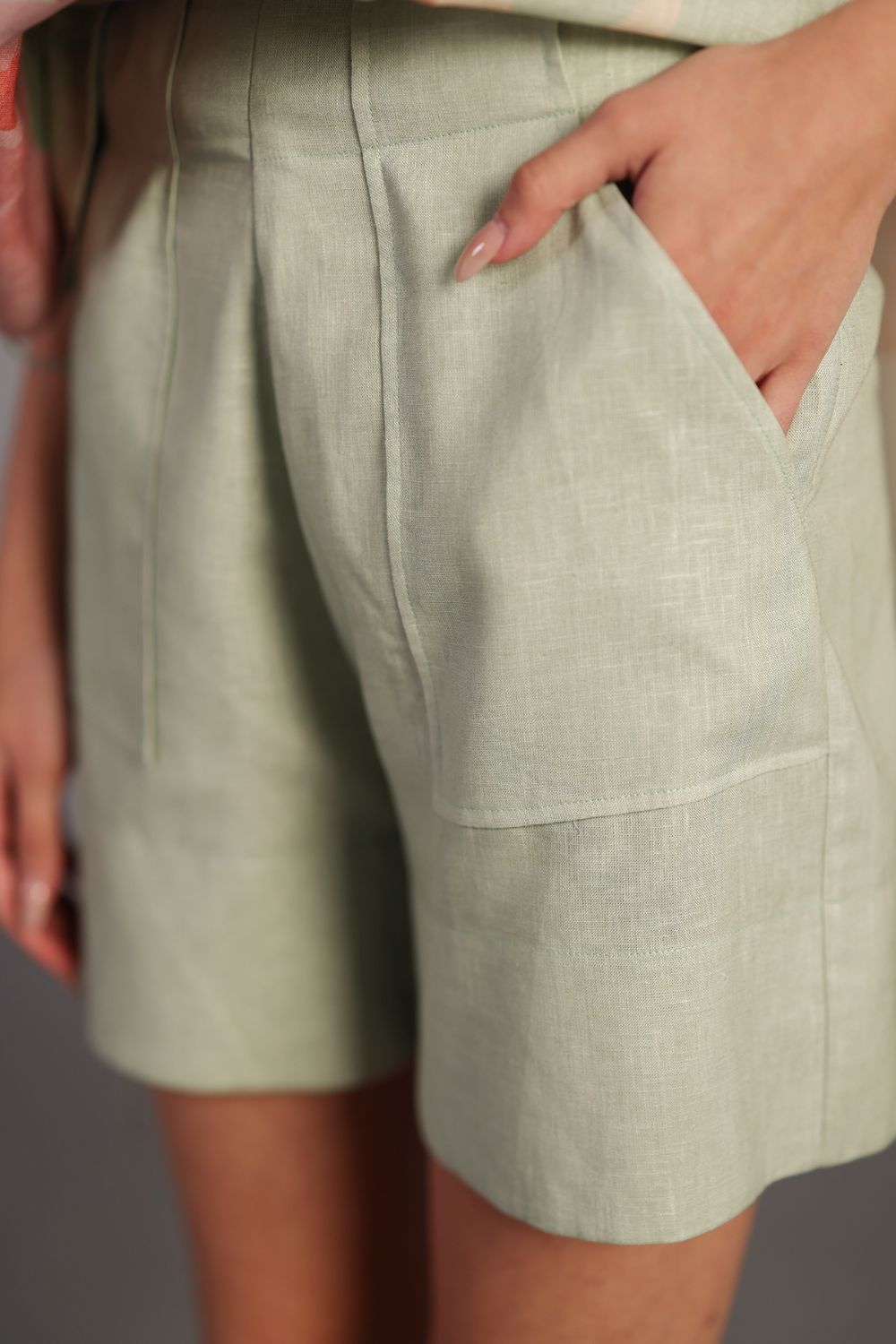 Diffuse soft pink & green shorts set