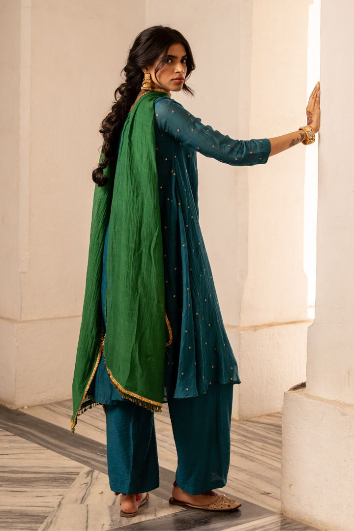 Zoya