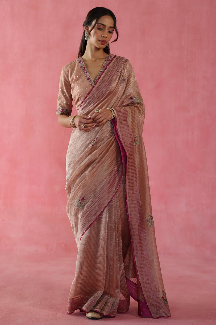 Anjeer Saree