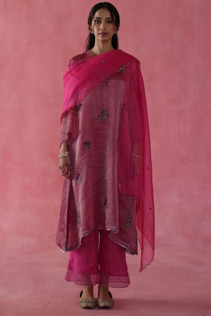 Shakkar Kurta Set