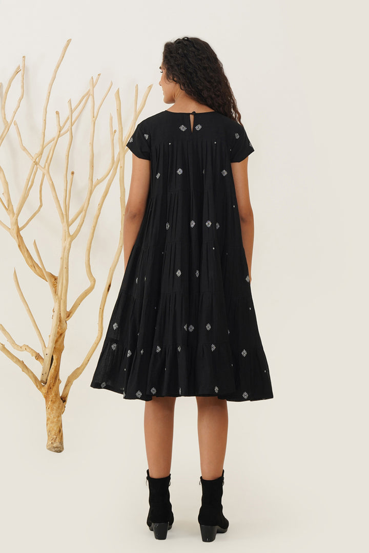 Orio Dress