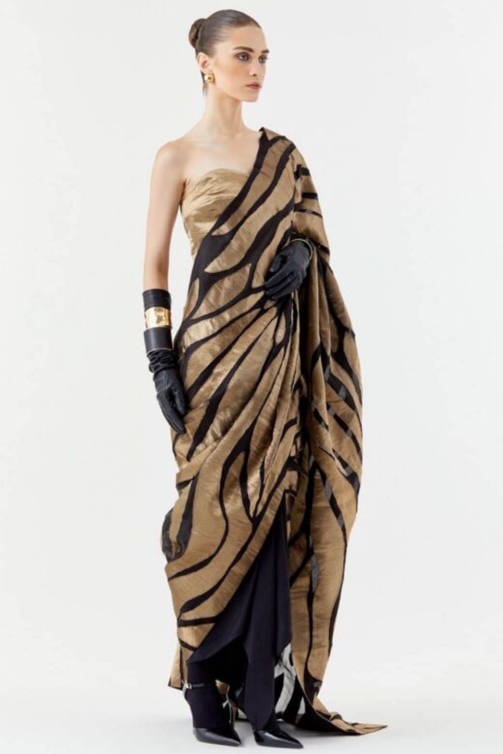 Diandra Brocade Applique Drape saree