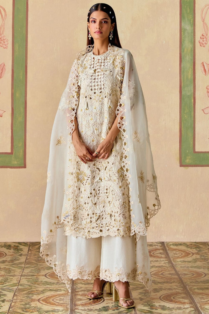 Ivory & Gold cutwork dupatta
