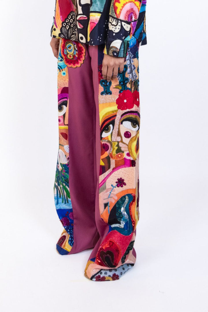 Embroidered fitted trouser