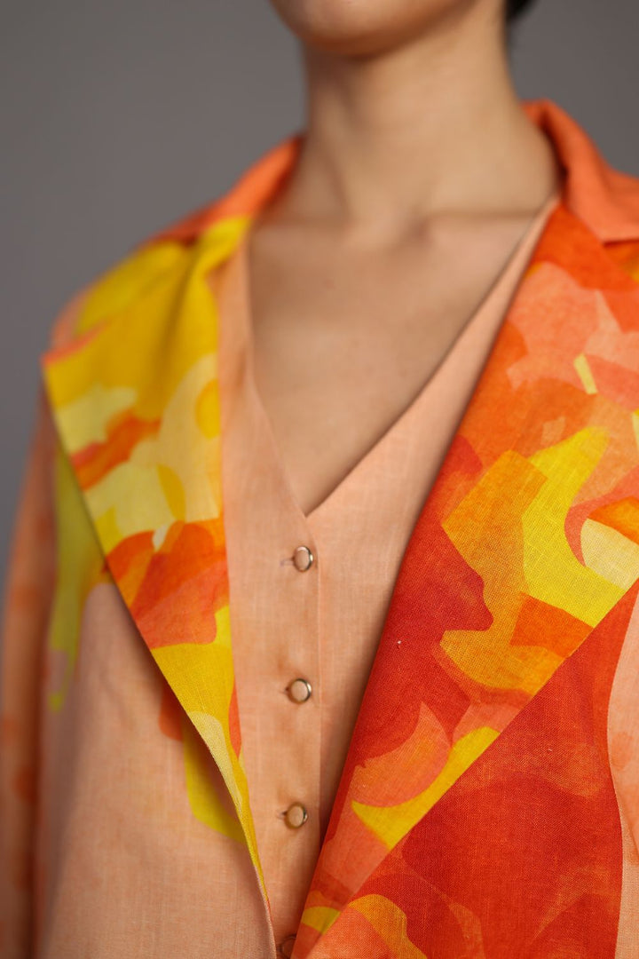 Diffuse bright orange & yellow jacket set