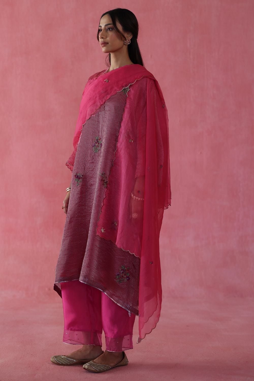 Shakkar Kurta Set